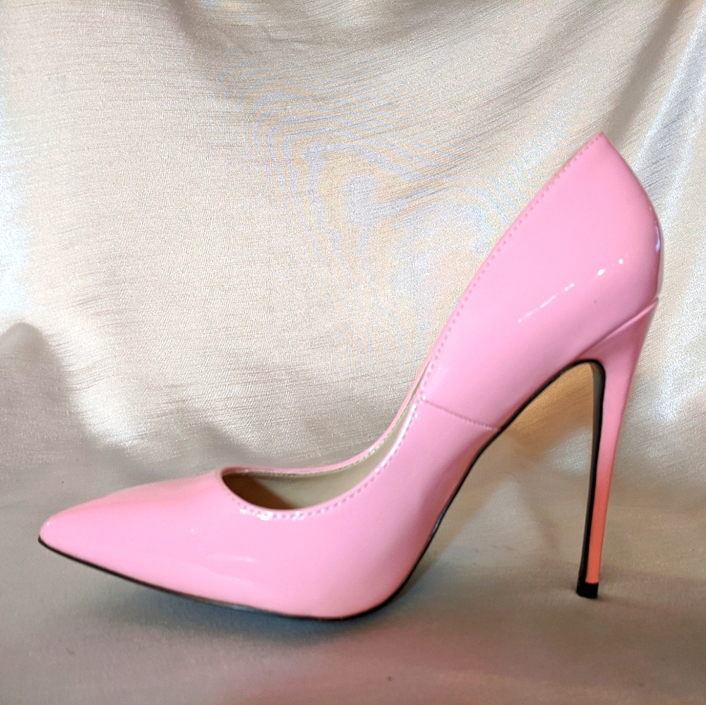 Barbie Patent Pink . Size 8.5. 5" heels. NEW!